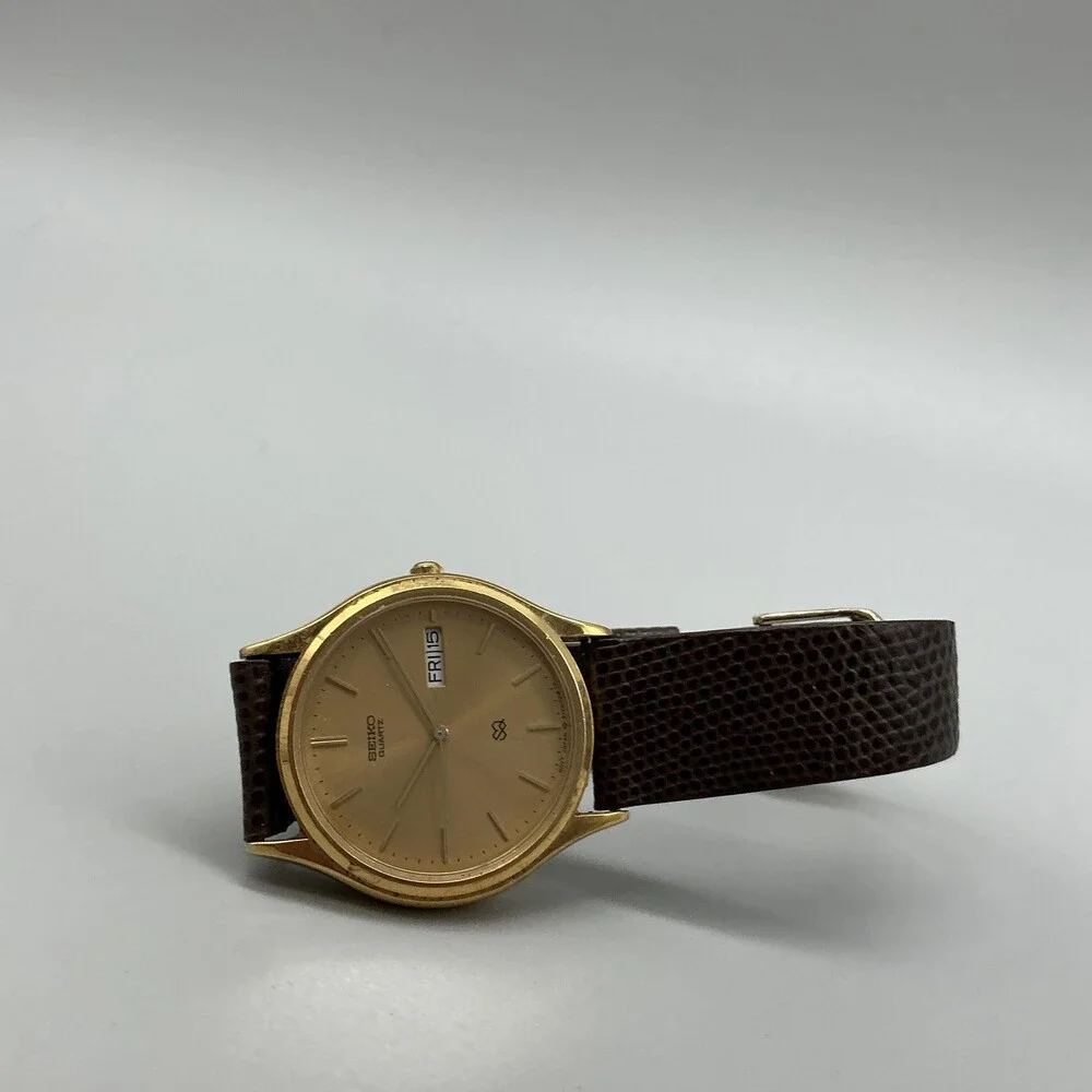 Vintage Seiko Mens Watch 34mm Gold Tone Leather Day Date 5Y23-7079 New Battery